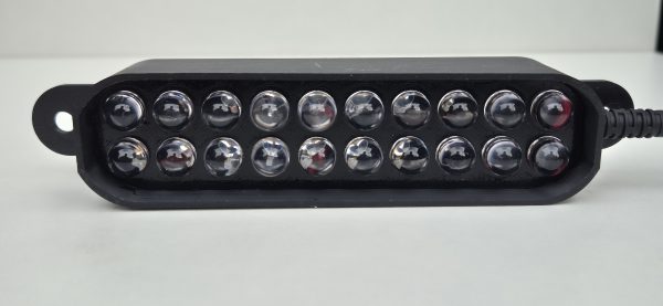 20260331_142631 Ultra Bright Slimline Roll Cage LED Rain Light