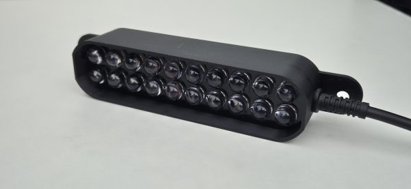 20260331_142639 Ultra Bright Slimline Roll Cage LED Rain Light